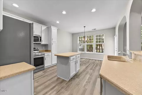 Kitchen - 8404 Split Stone Ln, Raleigh, NC 27613 photo 1 of 2