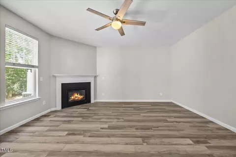 Living - 8404 Split Stone Ln, Raleigh, NC 27613 photo 2 of 5