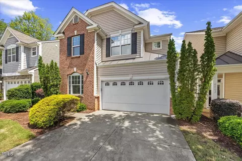 Exterior - 8404 Split Stone Ln, Raleigh, NC 27613 photo 3 of 11