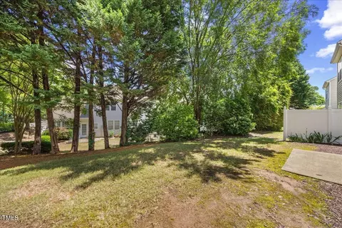 Exterior - 8404 Split Stone Ln, Raleigh, NC 27613 photo 7 of 11