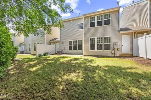 Exterior - 8404 Split Stone Ln, Raleigh, NC 27613 photo 6 of 11