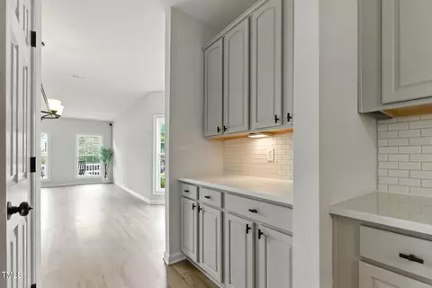Entry Way - 824 Stackhurst Way, Wake Forest, NC 27587 photo 3 of 5