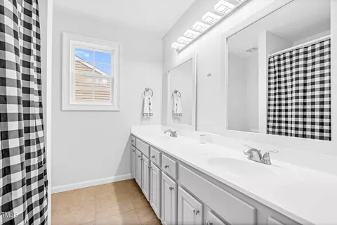 Bath - 824 Stackhurst Way, Wake Forest, NC 27587 photo 7 of 7