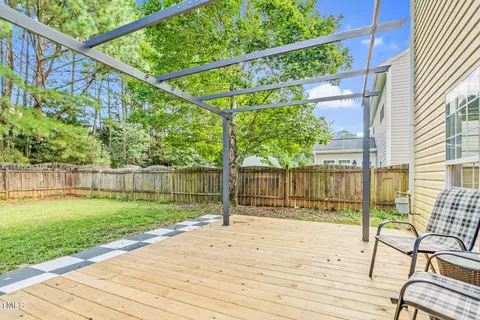 Exterior - 824 Stackhurst Way, Wake Forest, NC 27587 photo 9 of 14