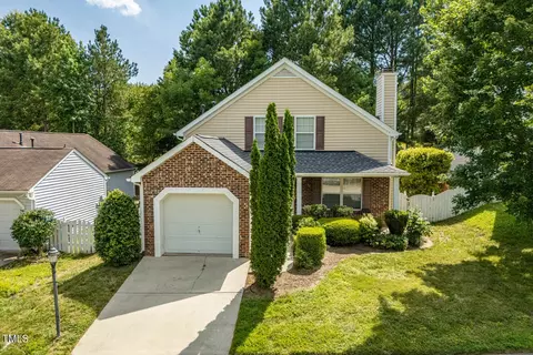 611 Ashford Ln, Durham, NC 27713