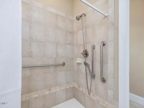 Bath - 1504 Eppes Ln, Wake Forest, NC 27587 photo 4 of 6