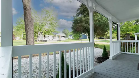 717 Brewer Ave, Wake Forest, NC 27587 photo 4