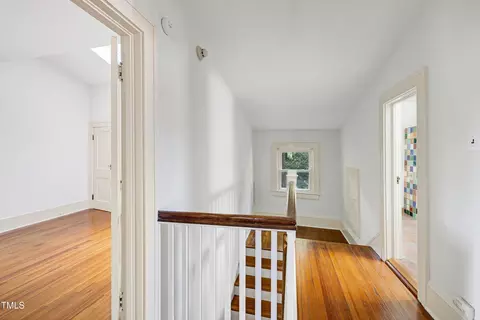 Entry Way - 903 Green St, Durham, NC 27701 photo 4 of 5