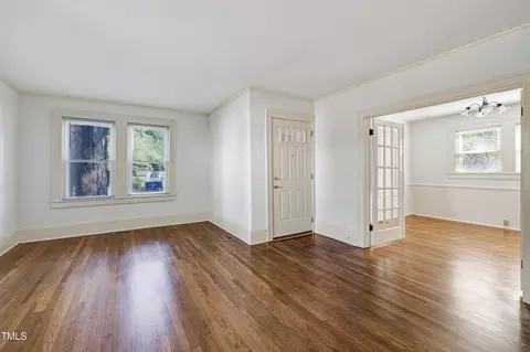 Living - 903 Green St, Durham, NC 27701 photo 3 of 4