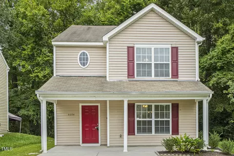 6604 Frogstool Ln, Raleigh, NC 27610