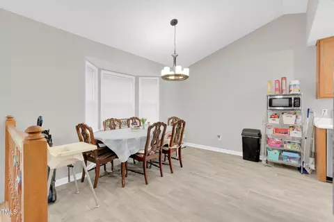 107 Eubank Ct, Selma, NC 27576 photo 8