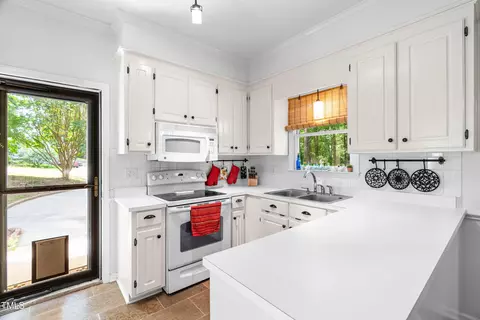 100 Marigold Pl, Garner, NC 27529 photo 10