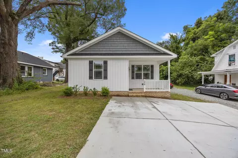 208 W Holt St, Burlington, NC 27217