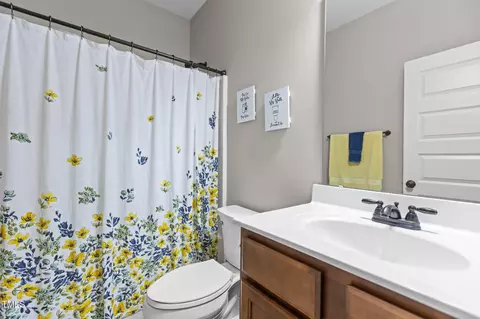 Bath - 97 Beau Dr, Garner, NC 27529 photo 3 of 4