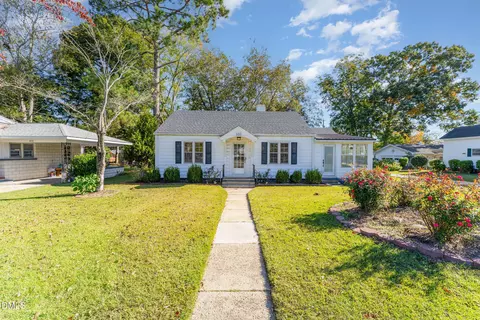 500 N Main St, Four Oaks, NC 27524