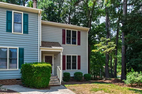 6515 Hearthstone Dr, Raleigh, NC 27615