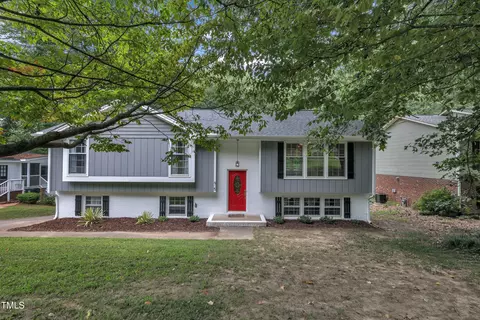 915 Flanders St, Garner, NC 27529