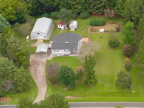 487 Rifle Range Rd, Warrenton, NC 27589
