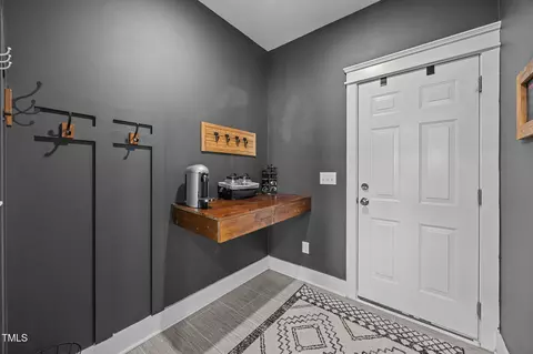 Entry Way - 456 Highview Dr, Benson, NC 27504 photo 2 of 4