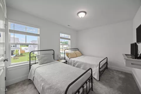 Bedroom - 456 Highview Dr, Benson, NC 27504 photo 4 of 5