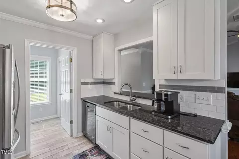 Kitchen - 1352 Smith Rd, Smithfield, NC 27577 photo 2 of 4