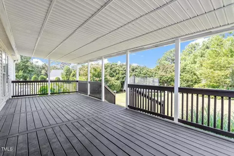 Exterior - 1352 Smith Rd, Smithfield, NC 27577 photo 3 of 4