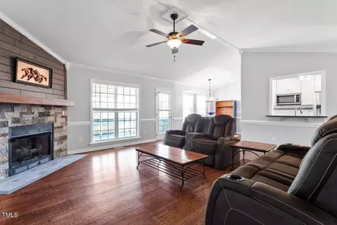 Living - 1352 Smith Rd, Smithfield, NC 27577 photo 1 of 1