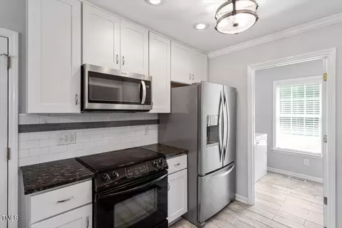 Kitchen - 1352 Smith Rd, Smithfield, NC 27577 photo 4 of 4