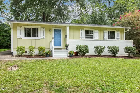 1105 Culpepper Ln, Raleigh, NC 27610