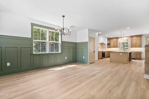 Dining - 312 Russ Rd, Smithfield, NC 27577 photo 1 of 1
