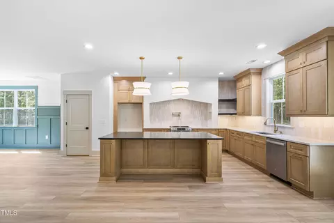 Kitchen - 312 Russ Rd, Smithfield, NC 27577 photo 2 of 4