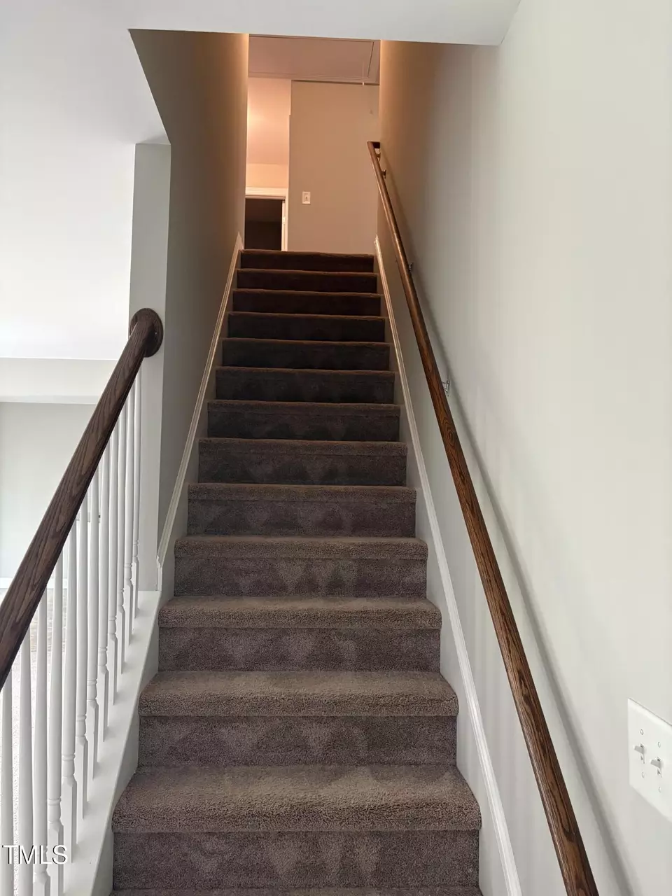 Entry Way - 1505 Fireside Ln, Creedmoor, NC 27522 photo 3 of 4