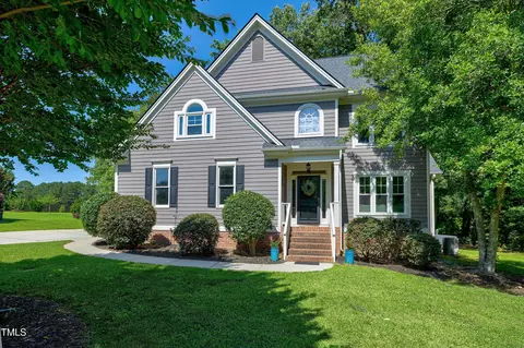 4737 Shady Greens Dr, Fuquay Varina, NC 27526