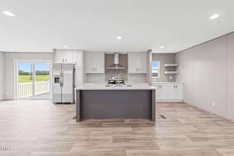 17 Star Dust Ln, Selma, NC 27576 photo 8