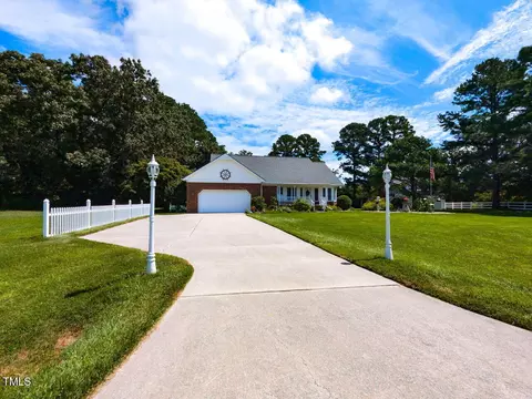 1025 Lake Path Rd, Willow Spring, NC 27592 photo 5