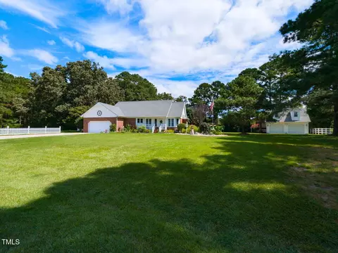 1025 Lake Path Rd, Willow Spring, NC 27592 photo 4