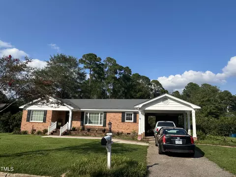 103 Crepe Myrtle Ln, Dunn, NC 28334
