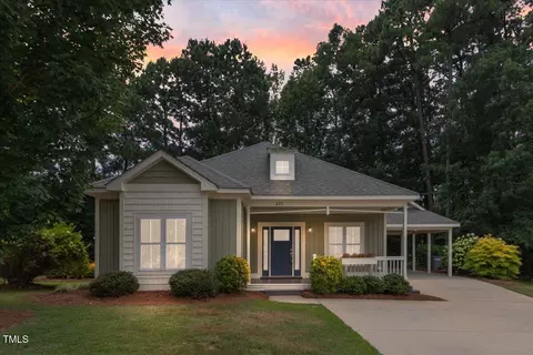 101 Shamrock Ct, Rocky Mount, NC 27804
