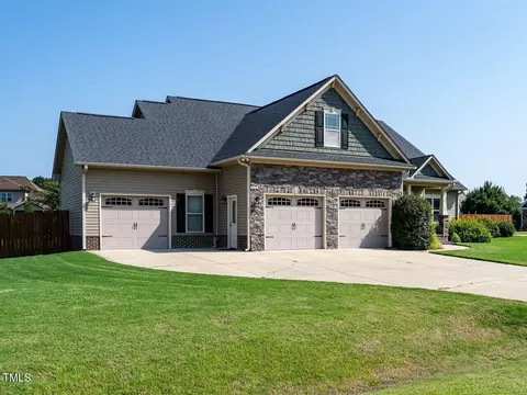 22 Pointer Dr, Angier, NC 27501 photo 3