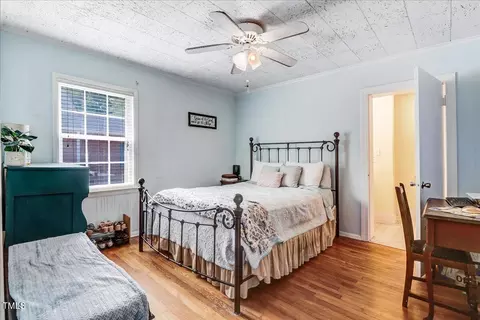Bedroom - 710 S 2nd St, Smithfield, NC 27577 photo 4 of 5