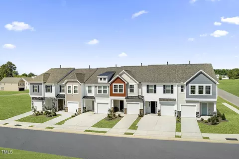 34 Bloodroot St #121, Angier, NC 27501