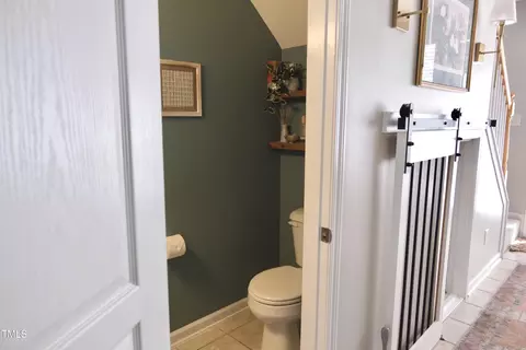 Entry Way - 125 Grey Elm Trl, Durham, NC 27713 photo 3 of 5