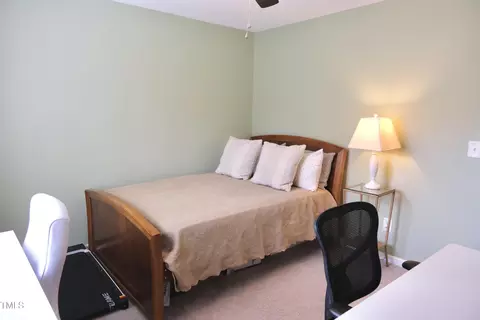 Bedroom - 125 Grey Elm Trl, Durham, NC 27713 photo 4 of 4