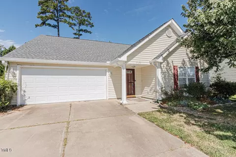 1126 Weathervane Hill Dr, Rocky Mount, NC 27803
