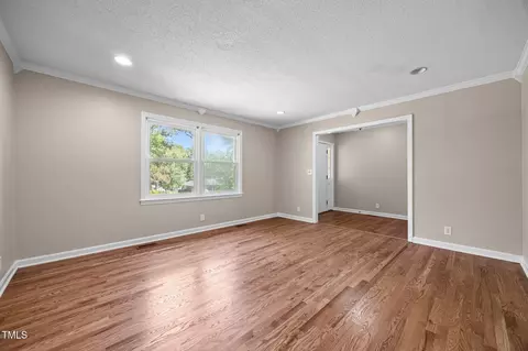 Living - 58 Eagle Rd, Coats, NC 27521 photo 2 of 5