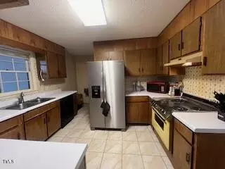 102 Murchison Dr, Dunn, NC 28334 photo 16