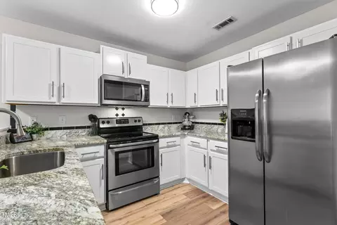 Kitchen - 1004 Gatehouse Ln, Durham, NC 27707 photo 4 of 4