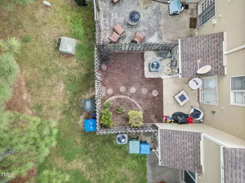 Exterior - 1004 Gatehouse Ln, Durham, NC 27707 photo 6 of 8