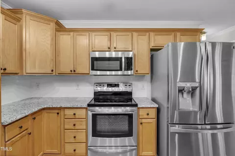 Kitchen - 5904 Clearsprings Dr, Wake Forest, NC 27587 photo 4 of 8