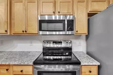 Kitchen - 5904 Clearsprings Dr, Wake Forest, NC 27587 photo 7 of 8